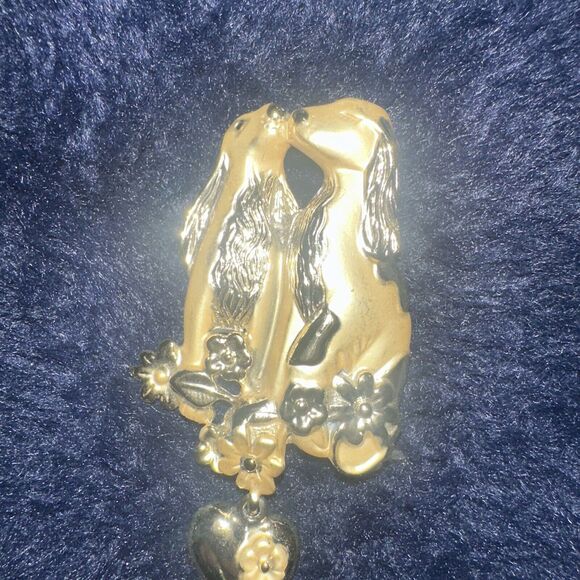 AJC Puppy Love Gold Tone Heart Dangle Brooch with Floral Details - Picture 3 of 5